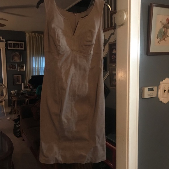 Dress - Picture 2 of 2